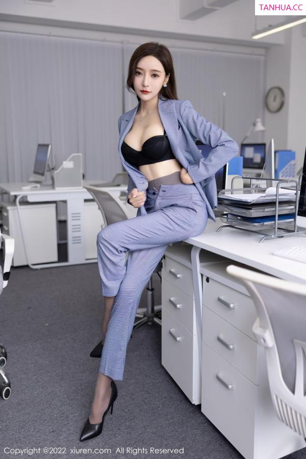 王馨瑶  [XiuRen]高清写真图 2022.09.22 No.5629 王馨瑶yanni第30张图片